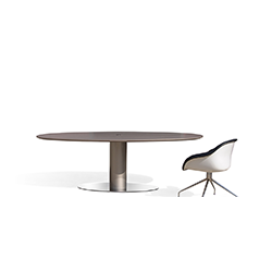  椭圆形会议桌 何塞·马丁内斯·梅迪纳  JMM家具品牌