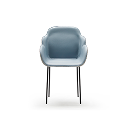带扶手的椅子 何塞·马丁内斯·梅迪纳  JMM家具品牌