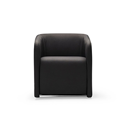 软垫面料安乐椅 何塞·马丁内斯·梅迪纳  JMM家具品牌