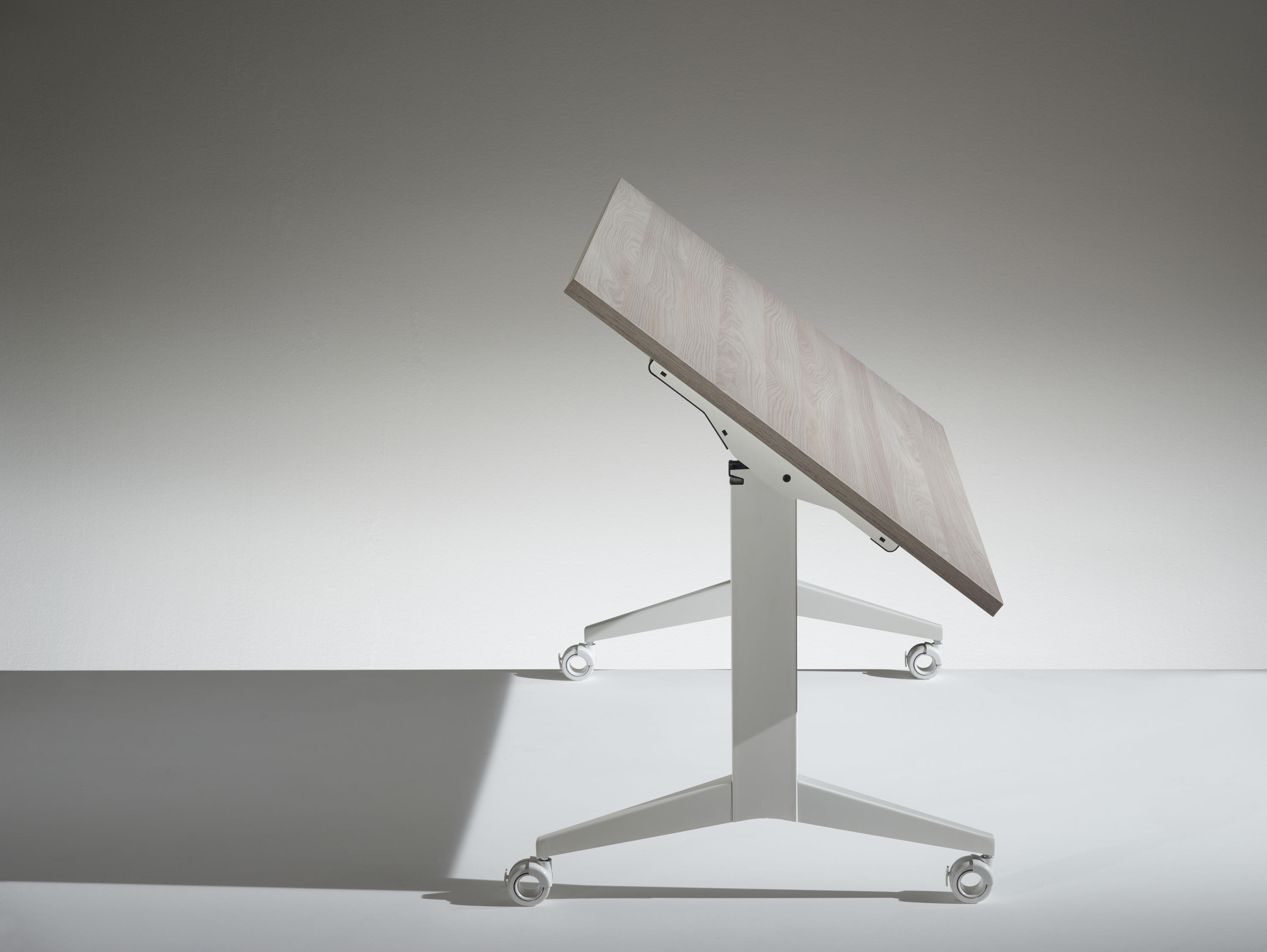 办公屏风|办公屏风系统|办公家具|中国有限公司官家具|Flip folding table 翻转折叠桌