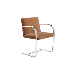 扁钢框架布尔诺椅 brno chair with flat bar frame