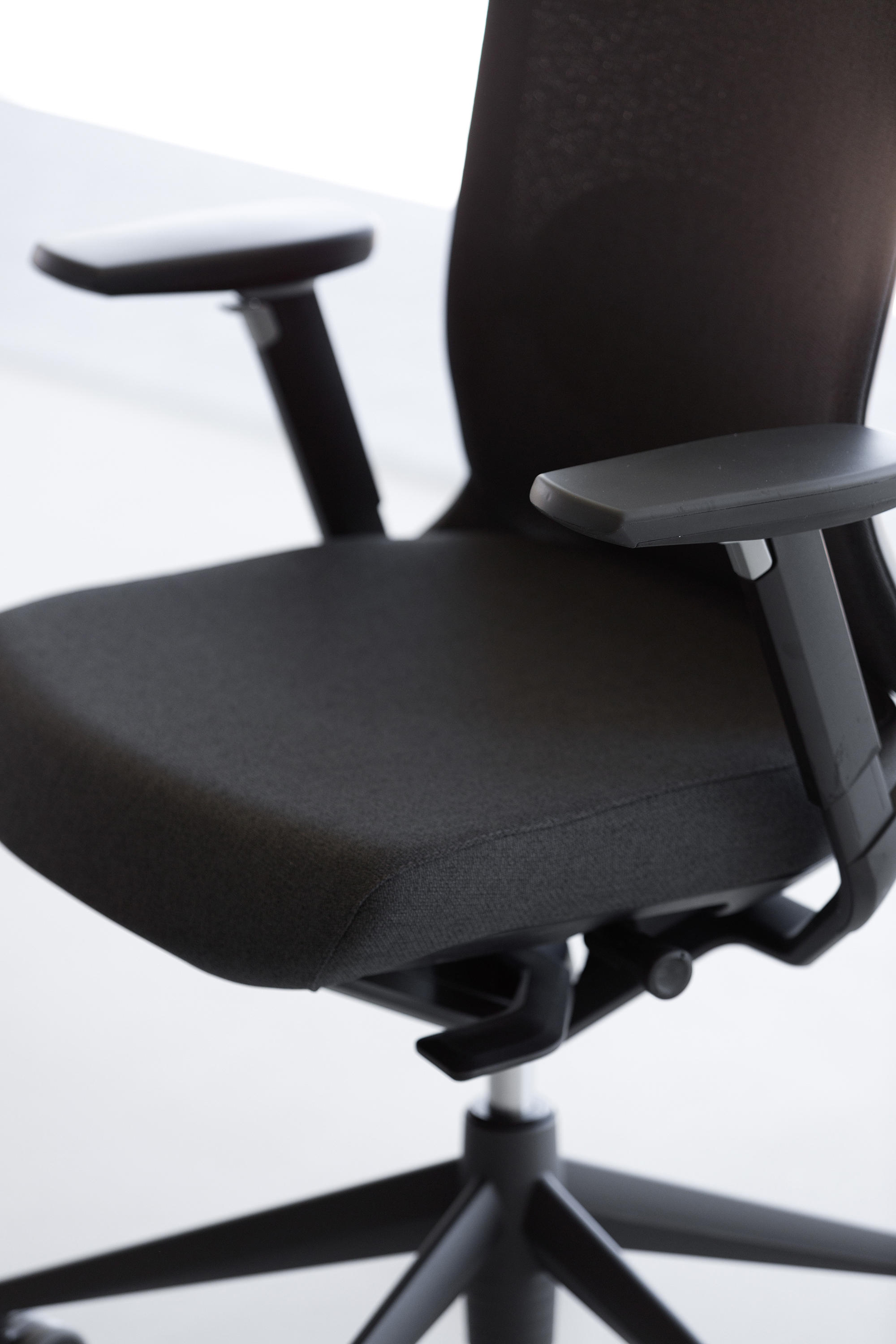 办公椅|布面职员椅|办公家具|中国有限公司官家具|TNK 500 职员椅系列